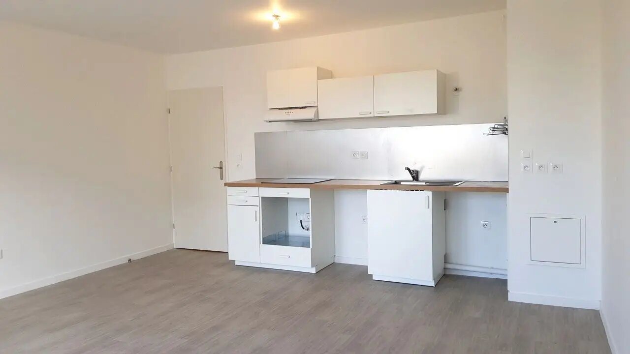 Appartement à louer, 63m², Egly