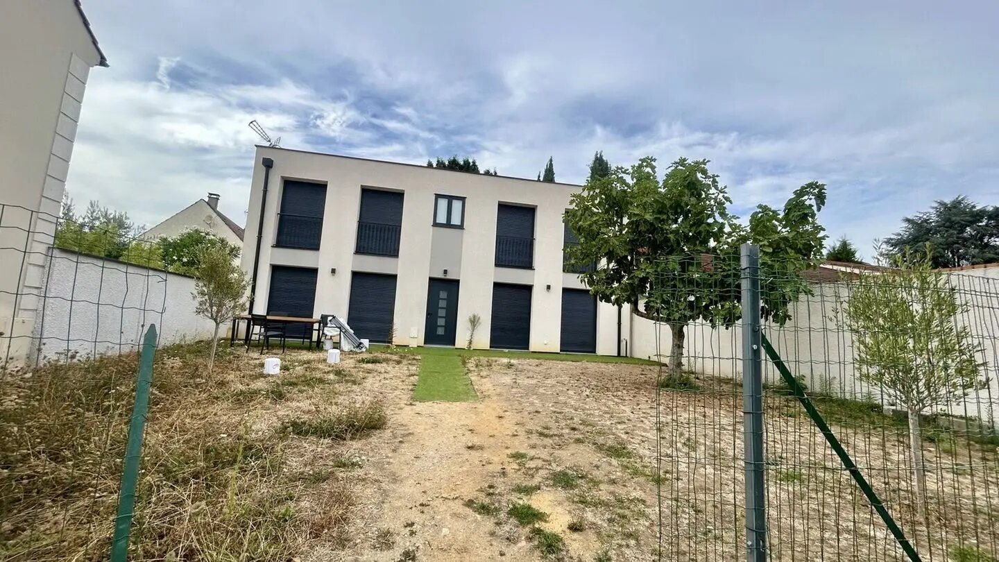 Maison à louer, 90m², Linas