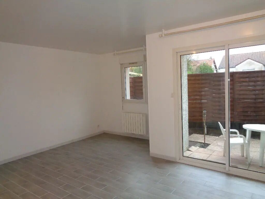 Appartement à louer, 26m², Paray-Vieille-Poste