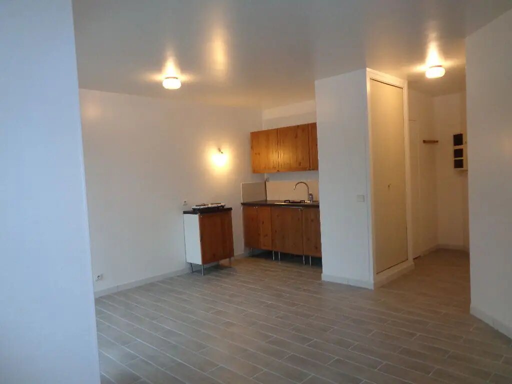 Appartement à louer, 26m², Paray-Vieille-Poste