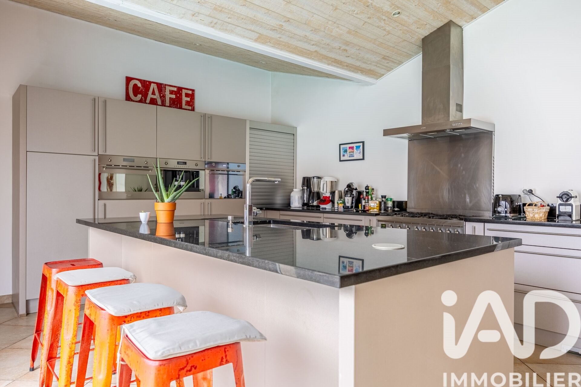 Maison à vendre, 250m², Yvrac