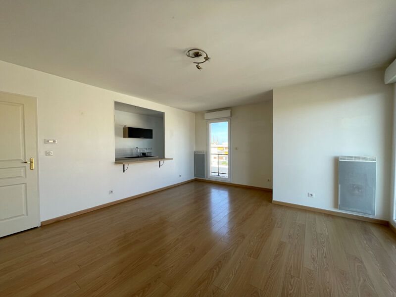 Appartement à louer, 71m², Lucé