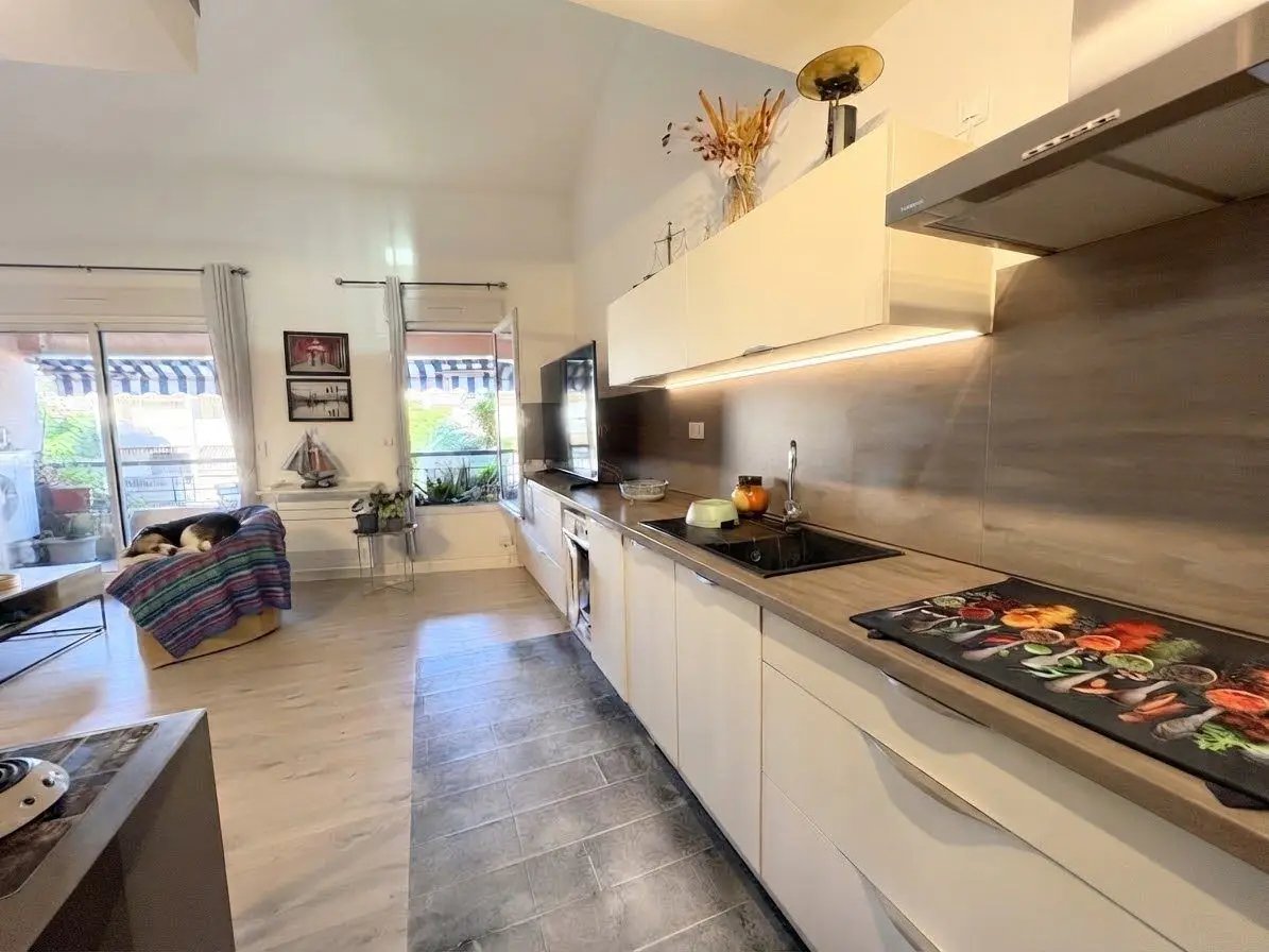 Appartement à vendre, 86m², Carqueiranne