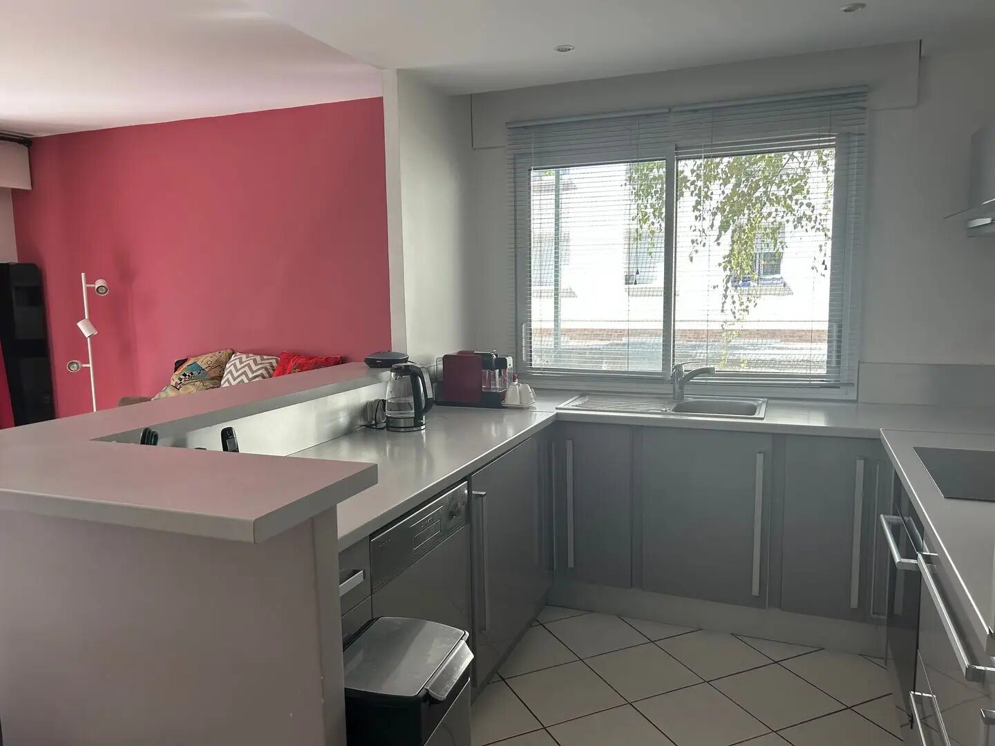 Appartement à louer, 63m², Courbevoie
