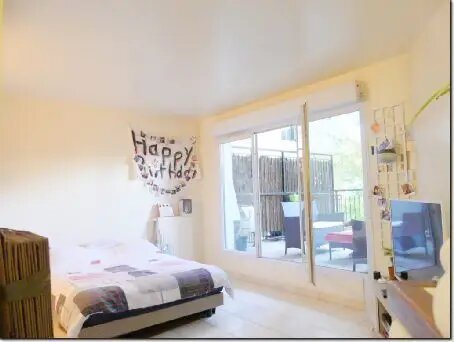 Appartement à louer, 28m², Courbevoie