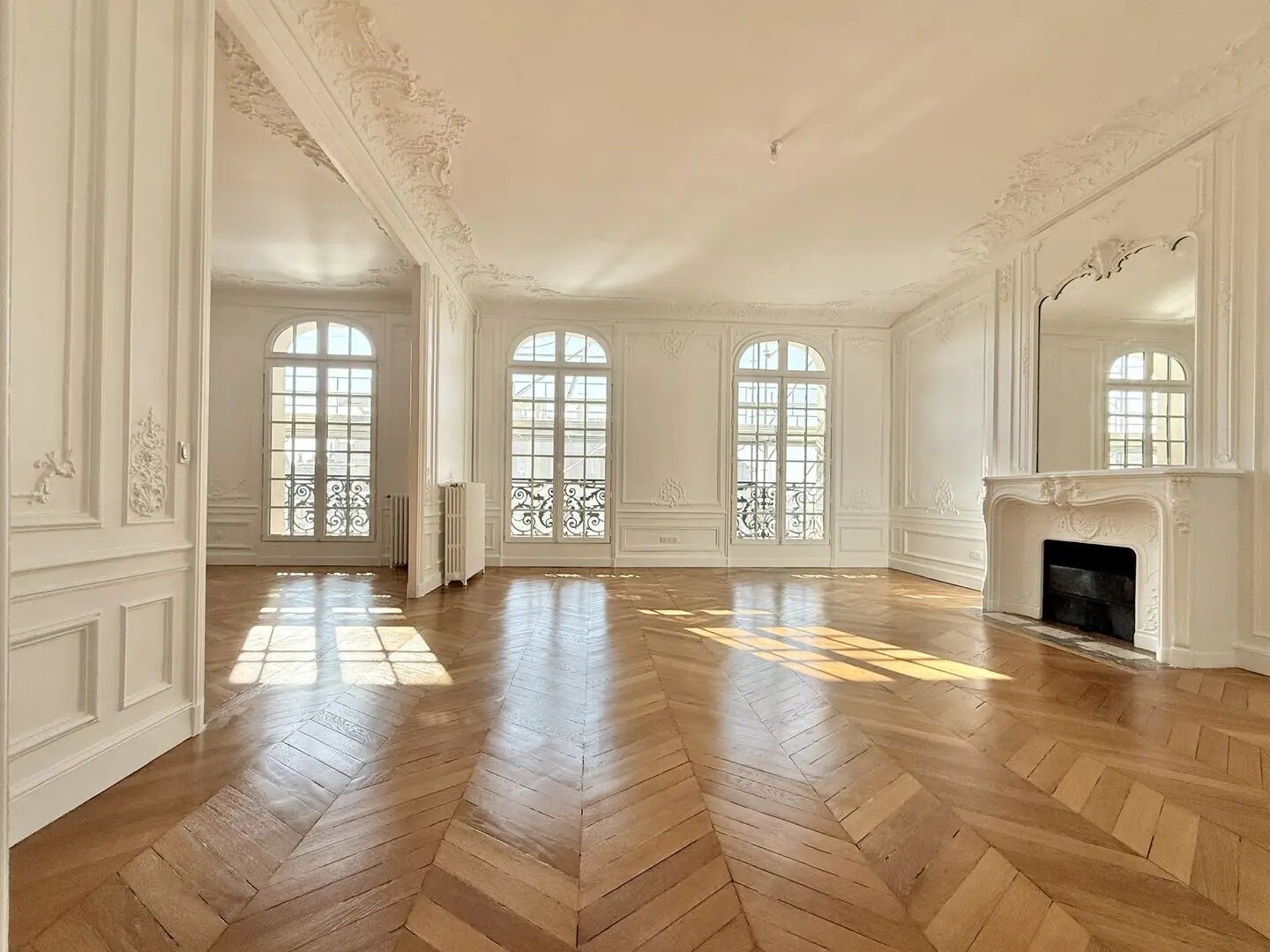 Appartement à louer, 194m², Paris 8ème