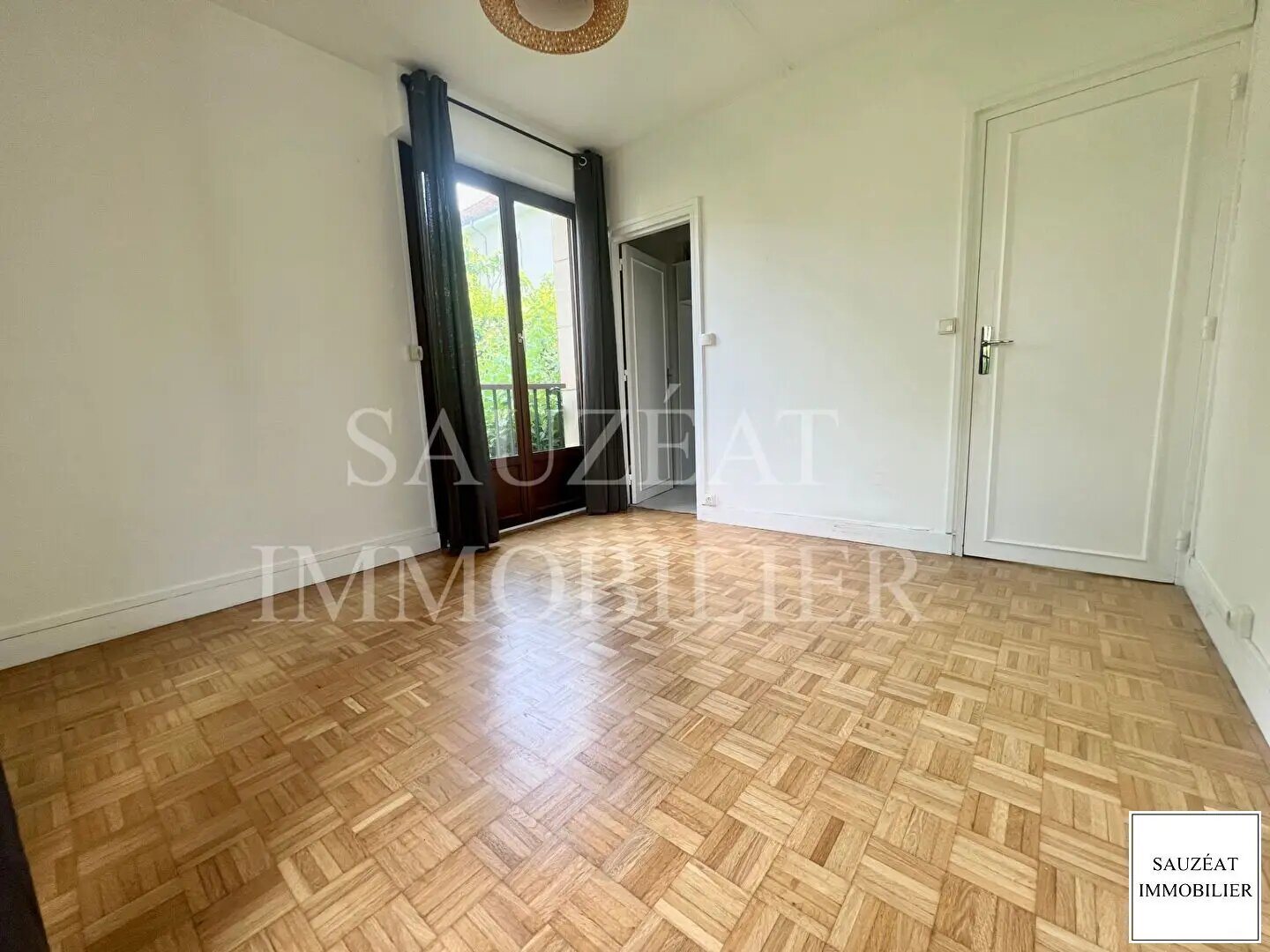 Appartement à louer, 98m², Châtenay-Malabry