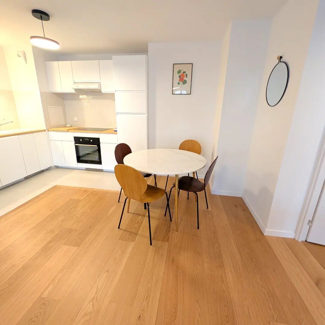 Appartement à louer, 64m², Puteaux