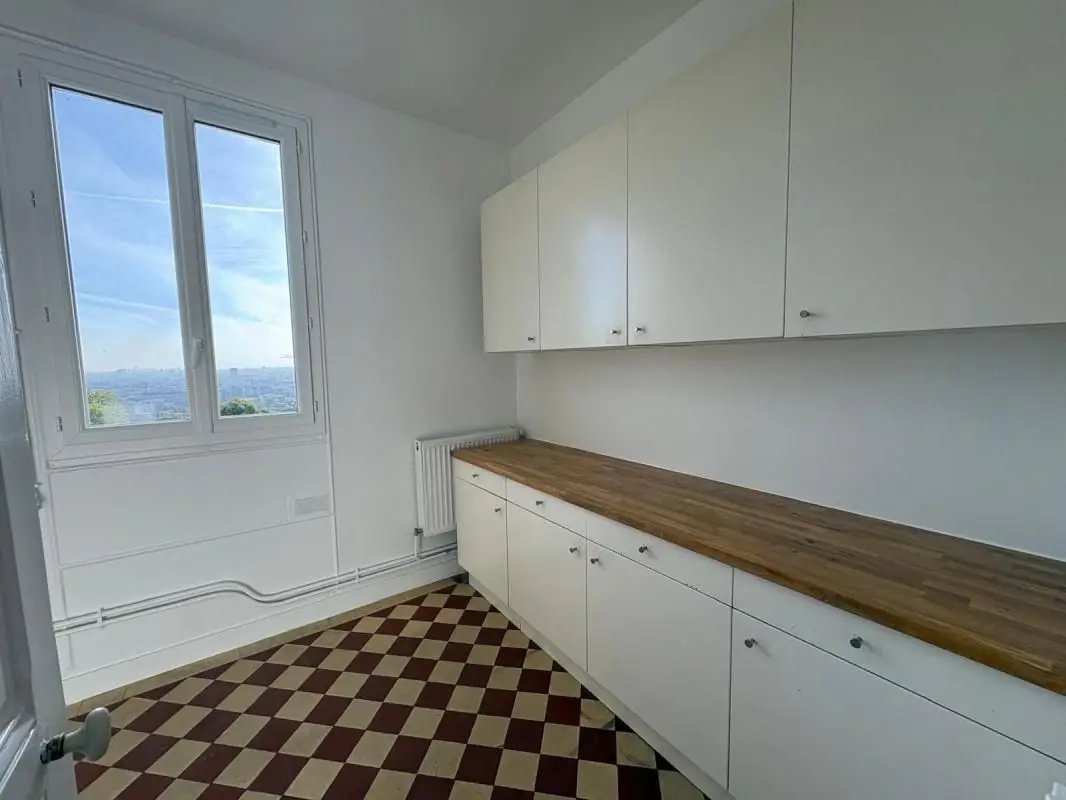 Appartement à louer, 90m², Saint-Cloud