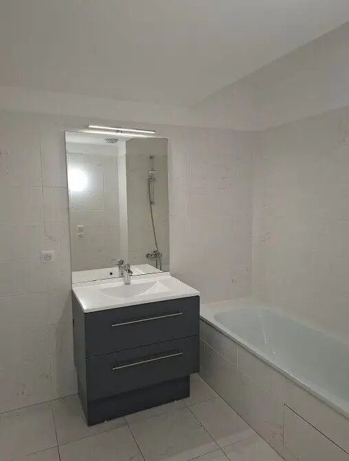 Appartement à louer, 37m², Clichy