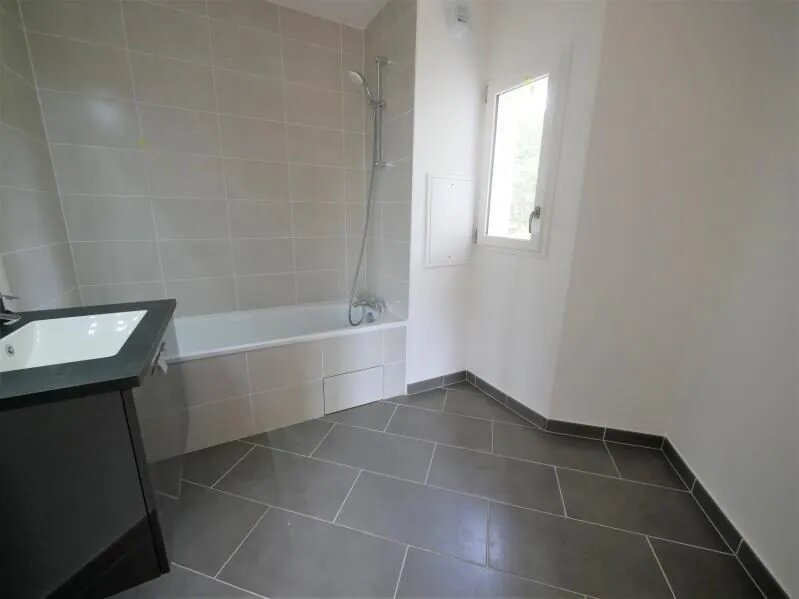 Appartement à louer, 63m², Garches