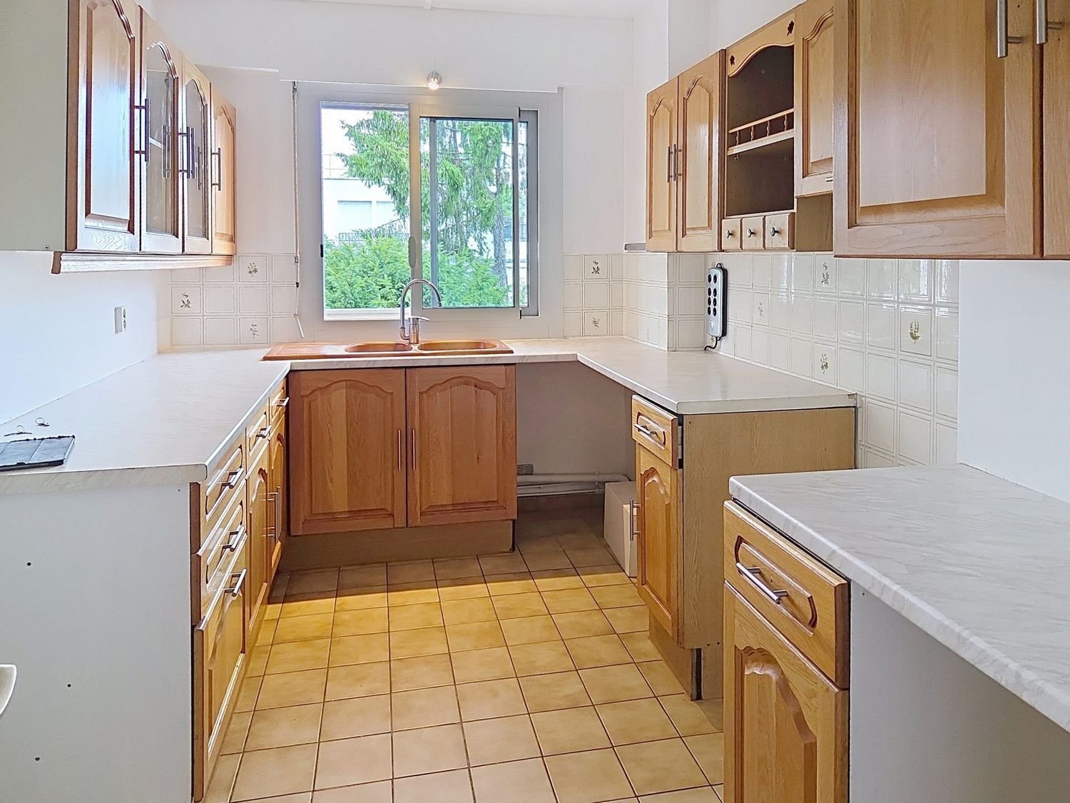 Appartement à louer, 91m², Garches