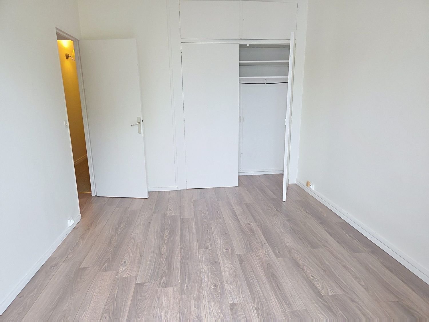 Appartement à louer, 91m², Garches