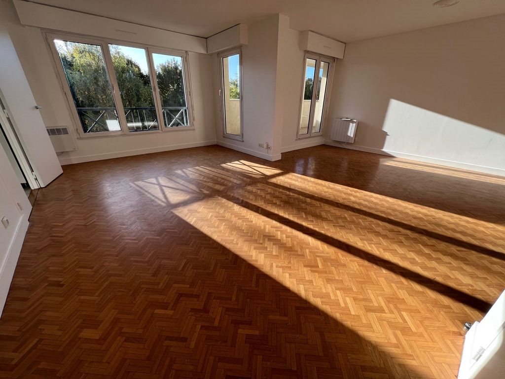 Appartement à louer, 119m², Garches