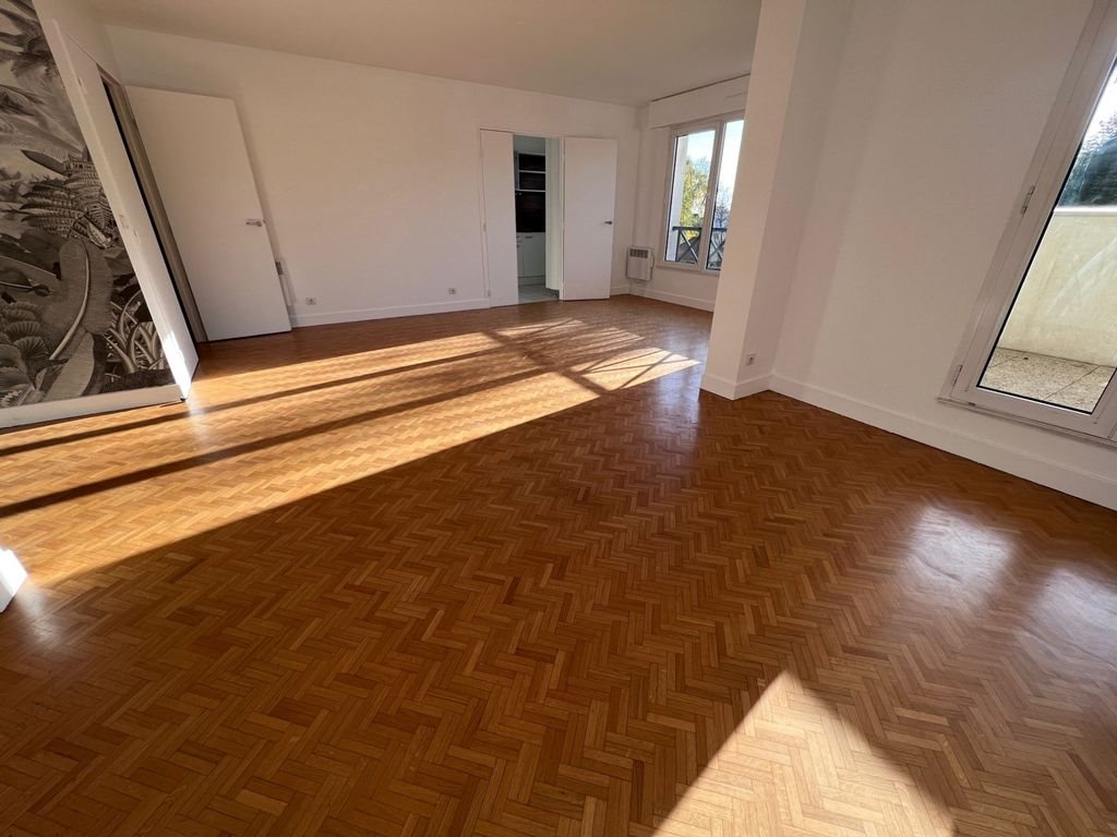 Appartement à louer, 119m², Garches