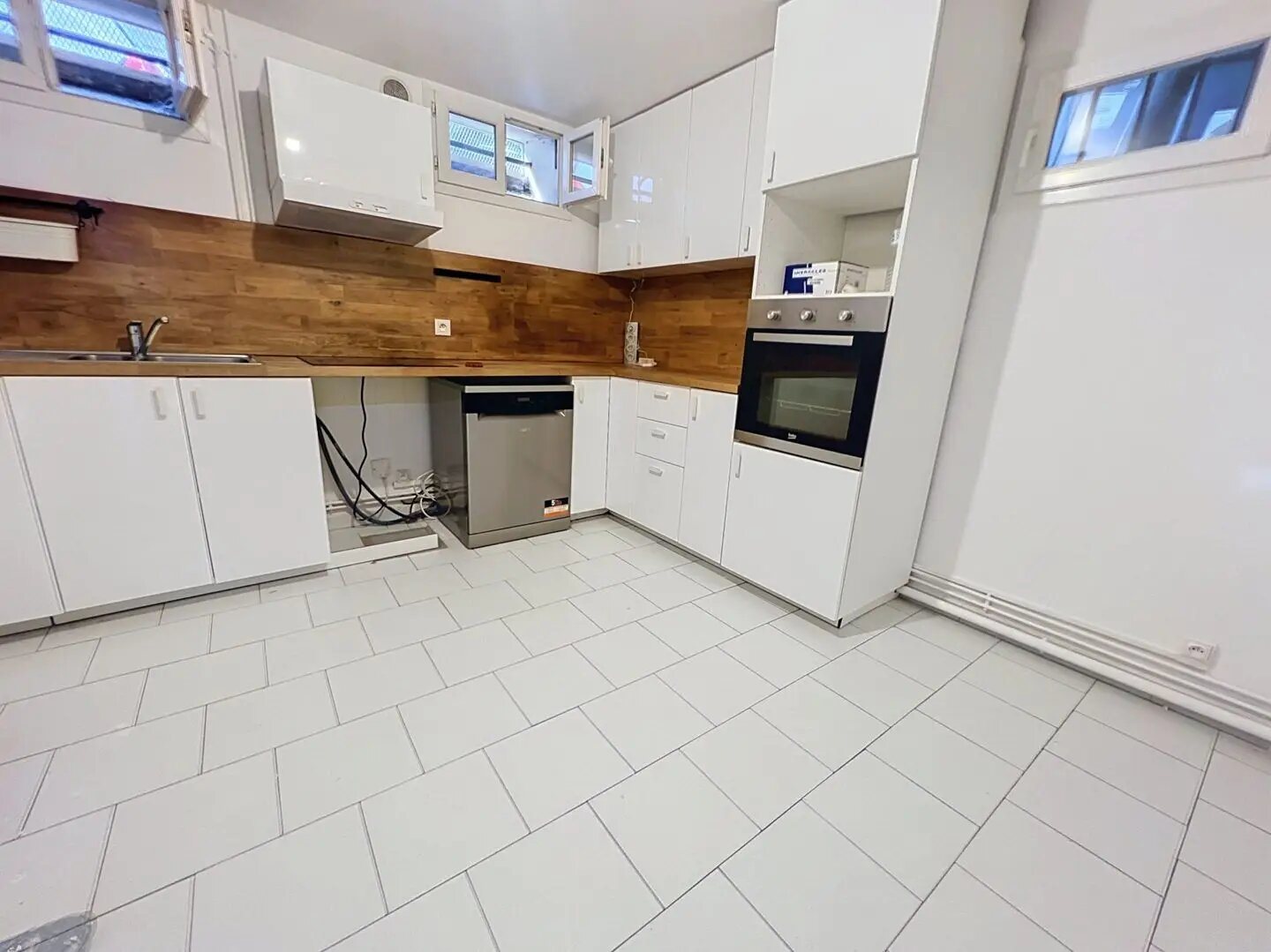 Appartement à louer, 87m², Suresnes