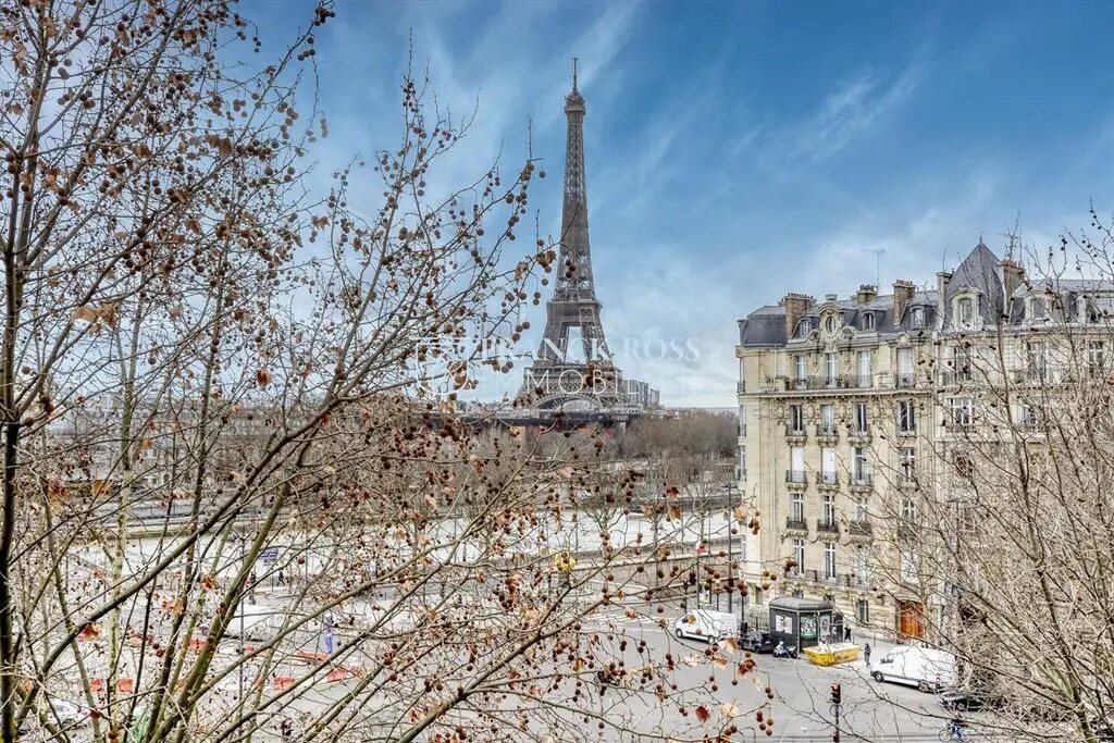 Appartement à louer, 172m², Paris 8ème