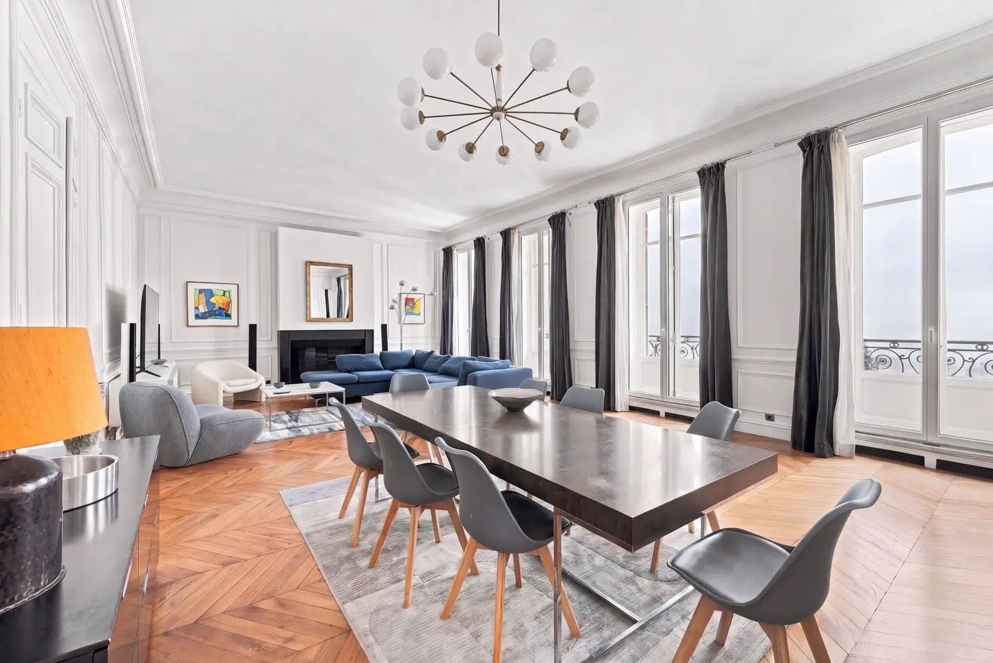 Appartement à louer, 185m², Paris 8ème