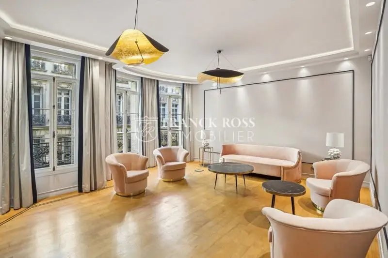 Appartement à louer, 150m², Paris 8ème