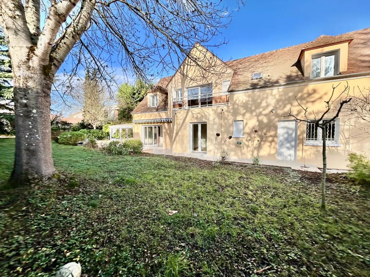 Maison à vendre, 240m², La Celle-Saint-Cloud