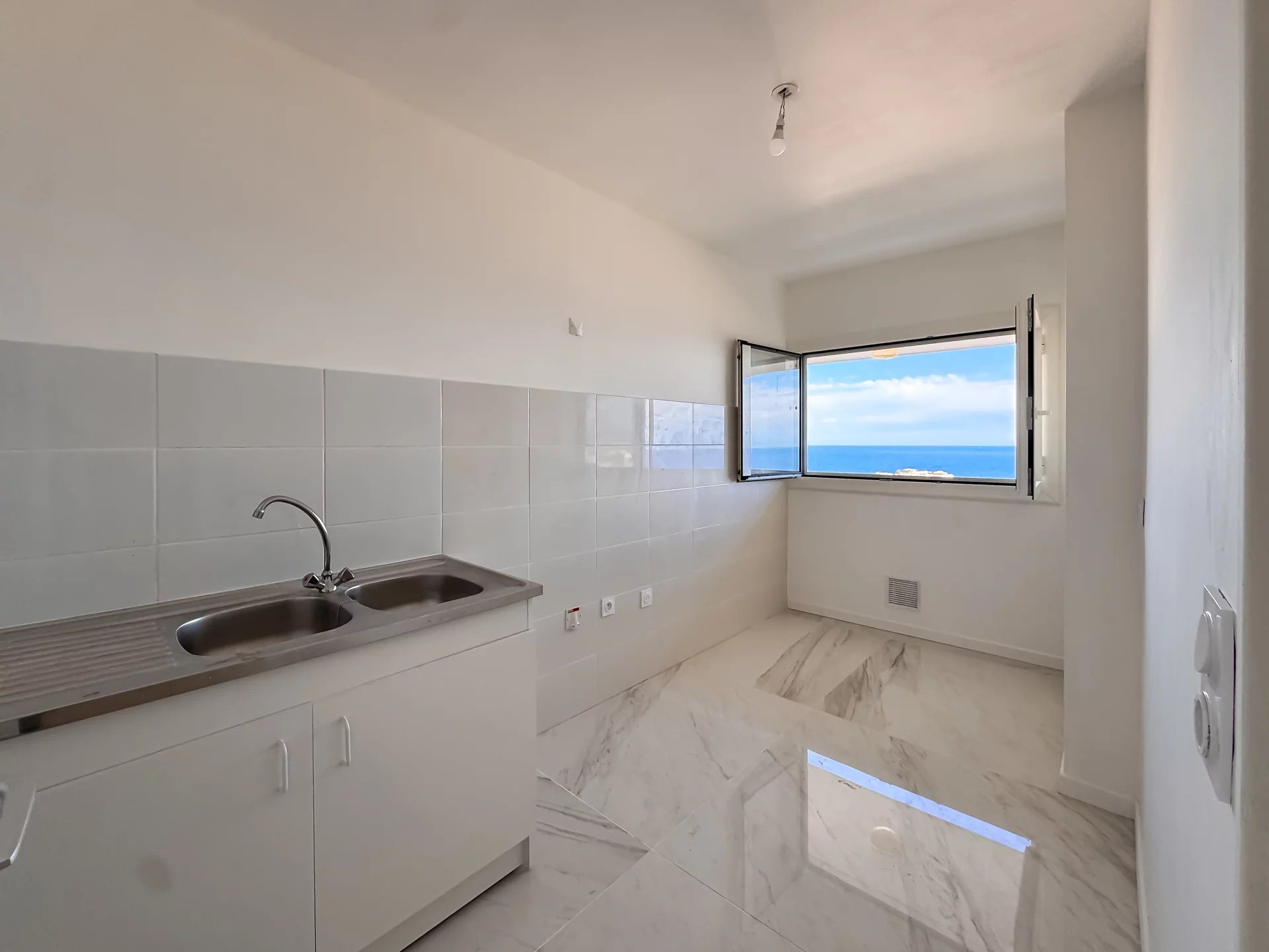 Appartement à vendre, 58m², Cap-d'Ail
