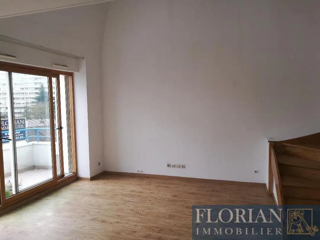 Appartement à louer, 80m², Antony
