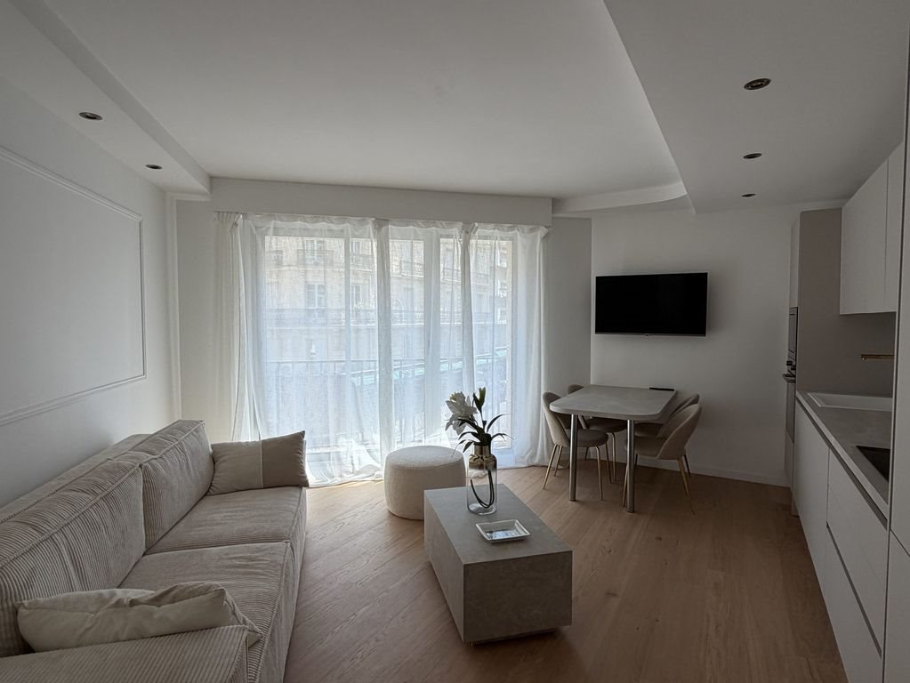 Appartement à louer, 44m², Paris 16ème