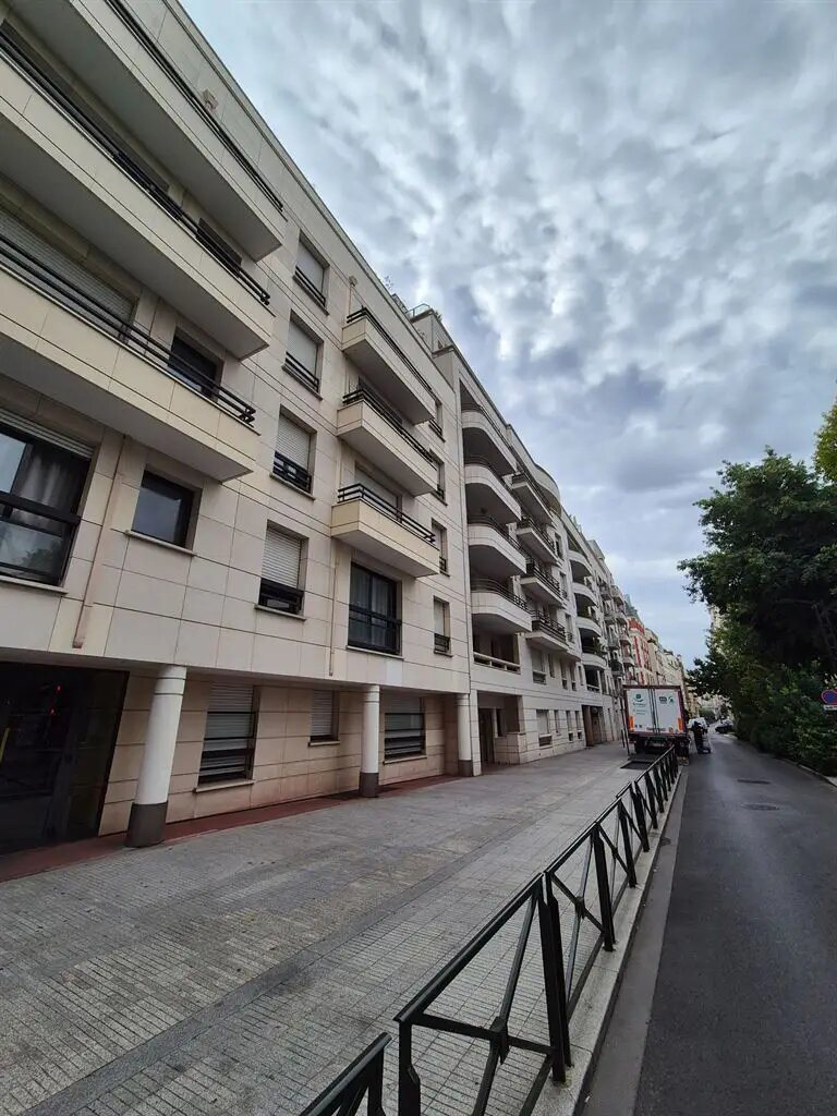 Appartement à louer, 45m², Levallois-Perret