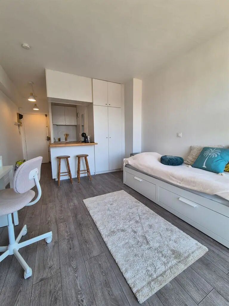 Appartement à louer, 21m², Levallois-Perret