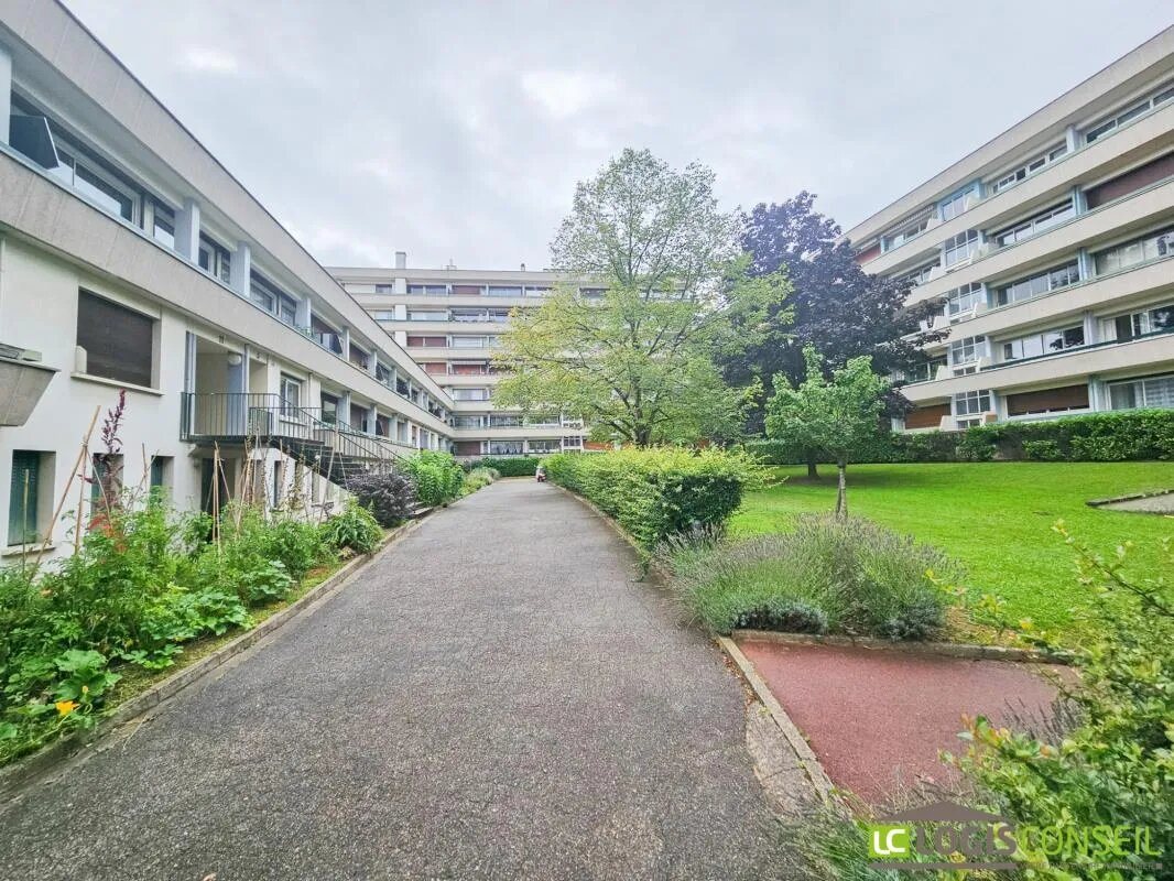 Appartement à louer, 44m², Châtenay-Malabry