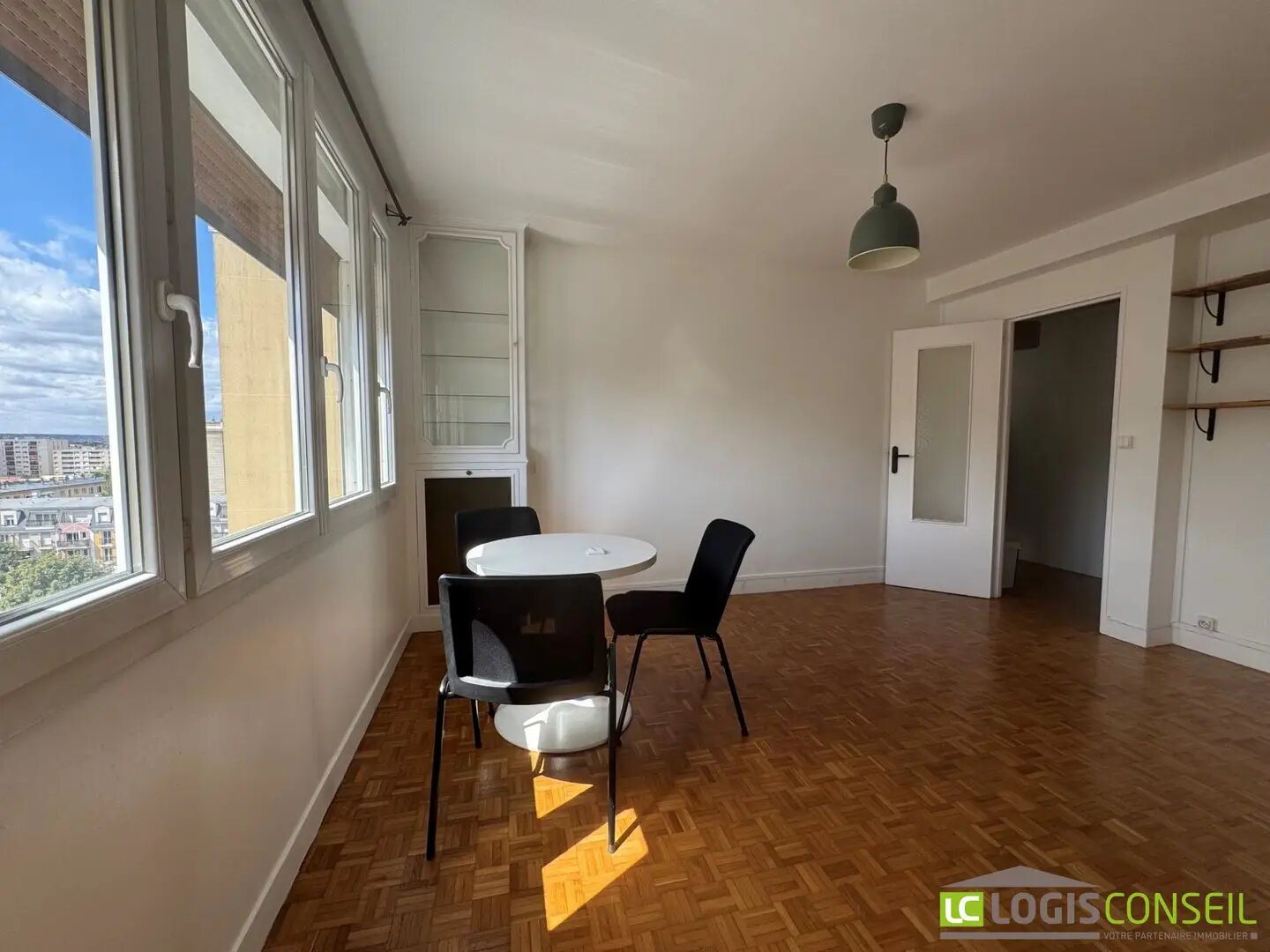 Appartement à louer, 43m², Châtillon