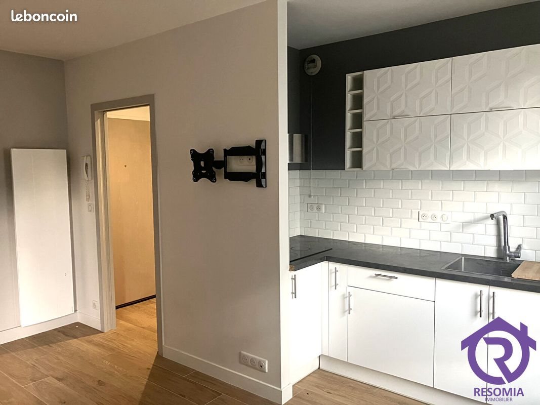Appartement à louer, 32m², Châtillon