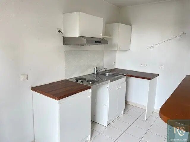 Appartement à louer, 30m², Massy