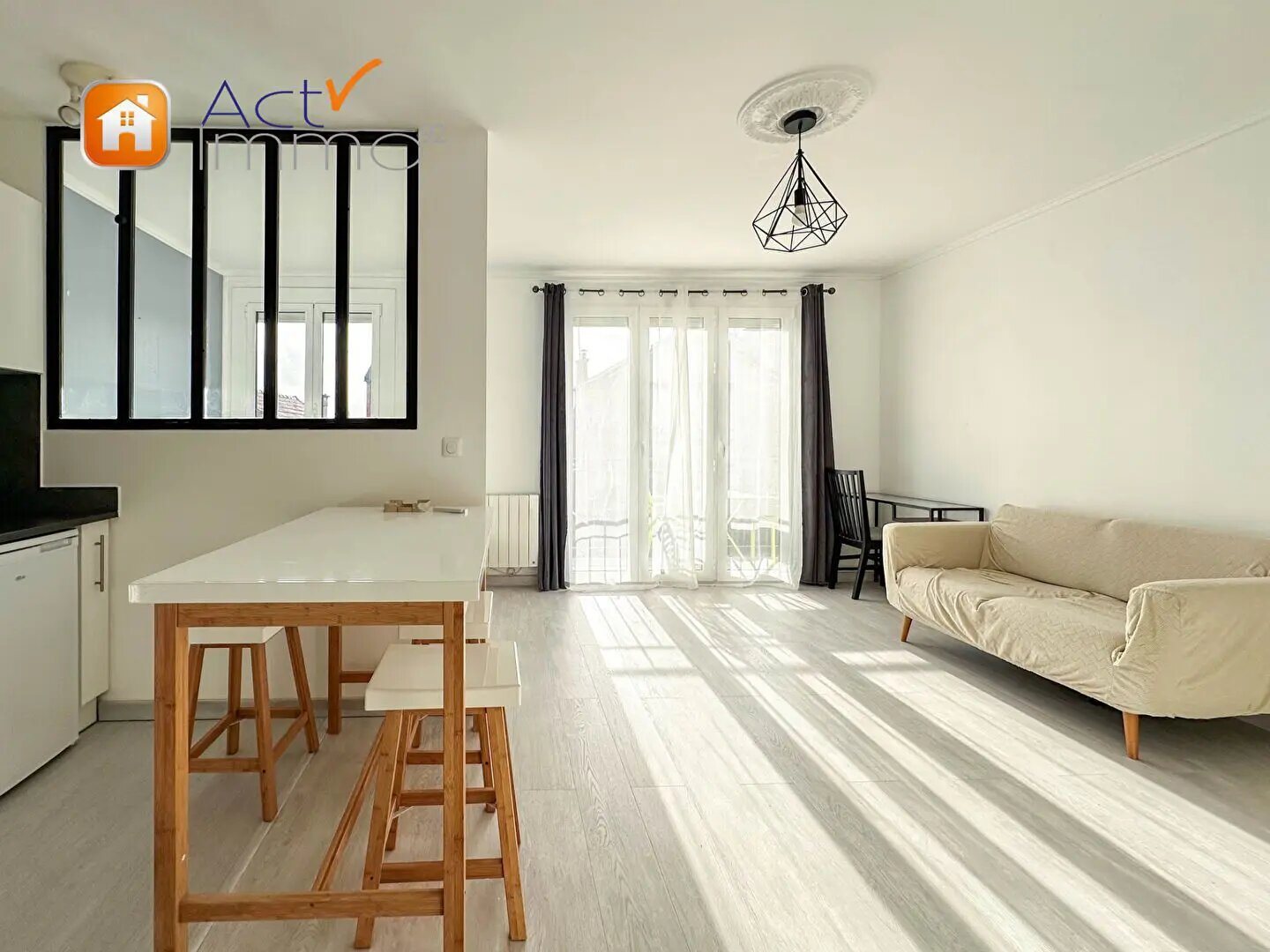Appartement à louer, 30m², Colombes