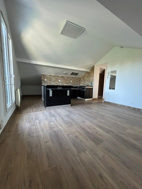 Appartement à louer, 27m², Livry-Gargan