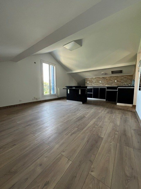 Appartement à louer, 27m², Livry-Gargan
