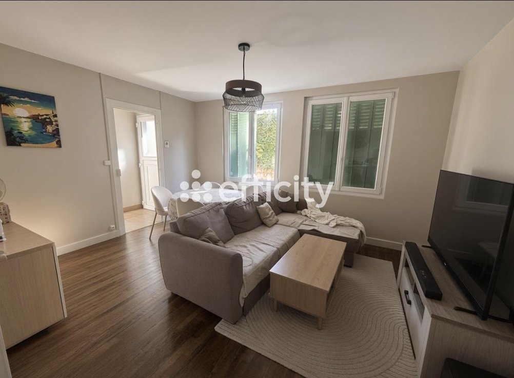 Maison à vendre, 4m², Plaimpied-Givaudins