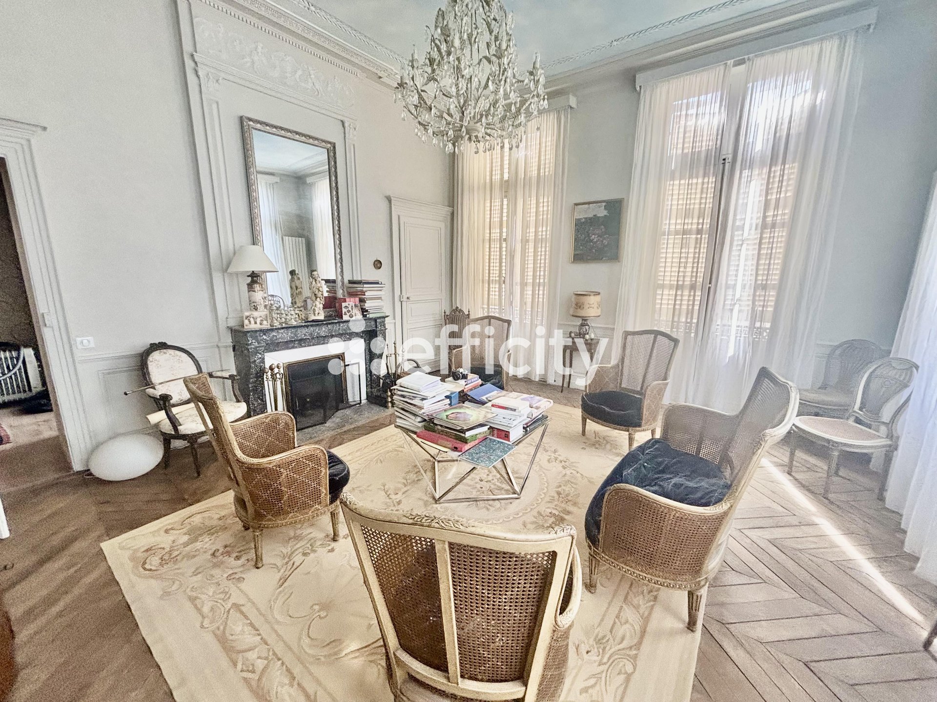 Appartement à vendre, 190m², Bourges