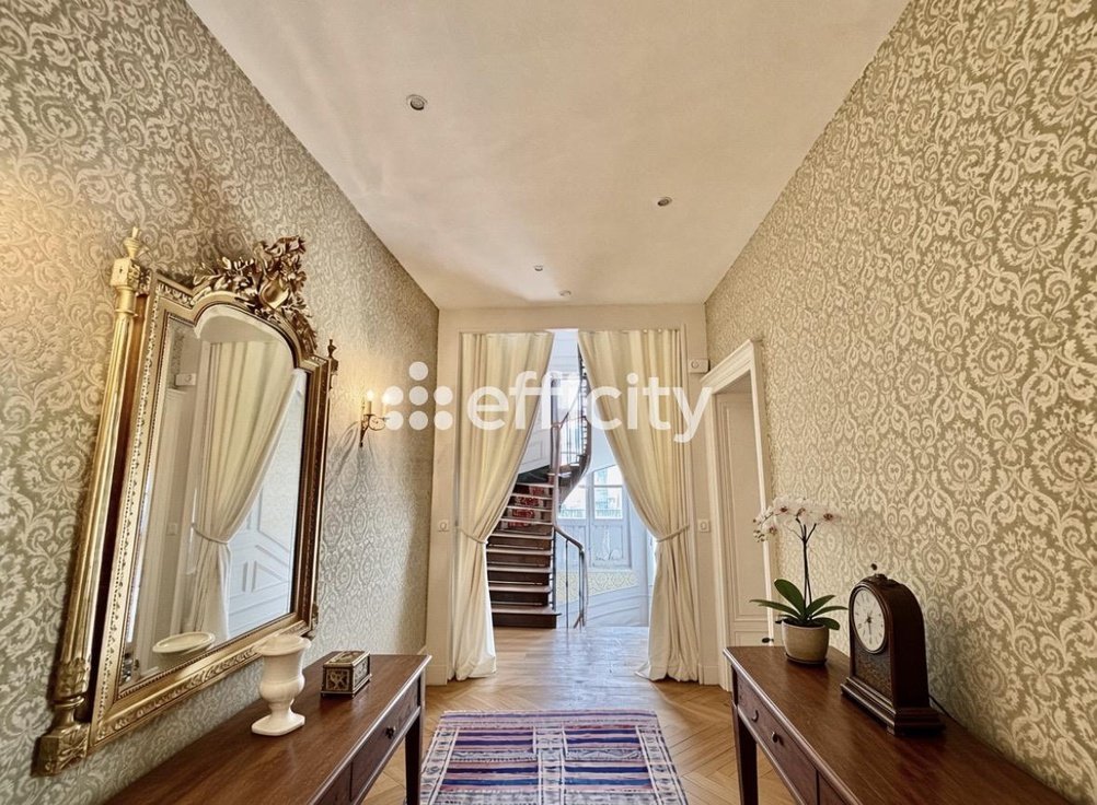 Appartement à vendre, 190m², Bourges