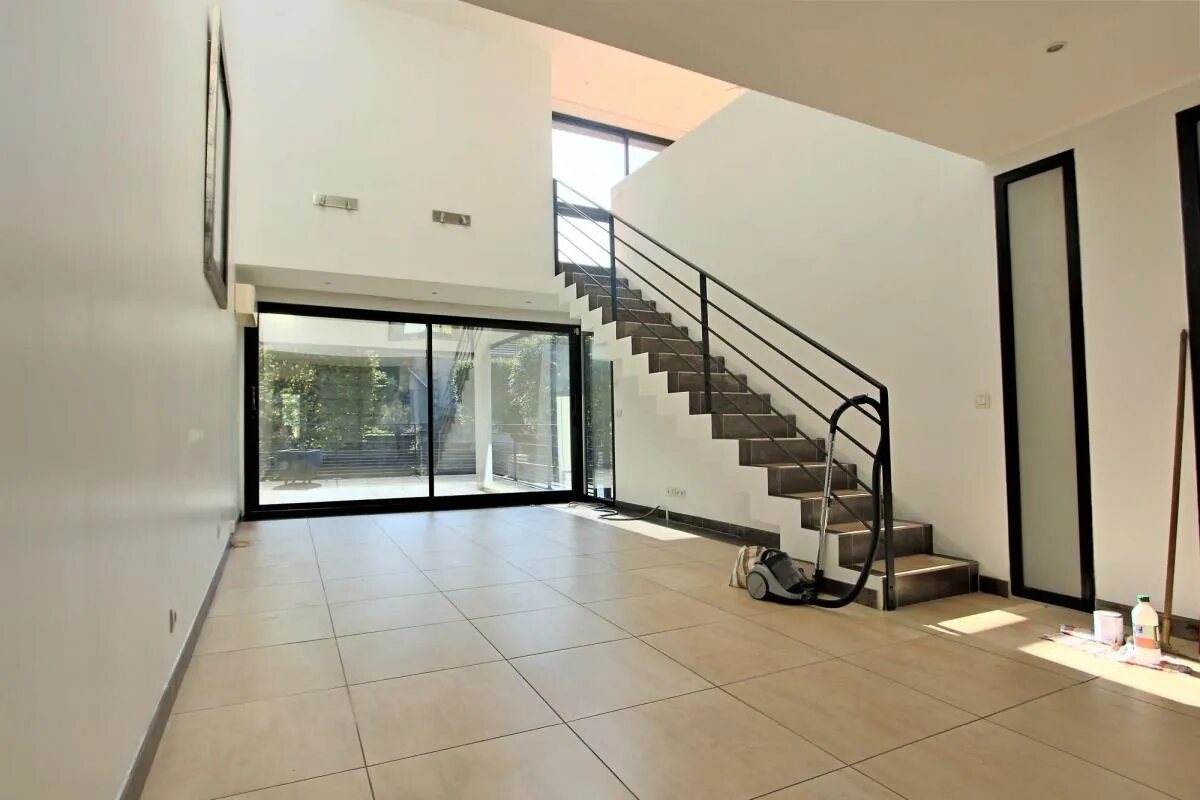 Maison à louer, 95m², Noisy-le-Sec