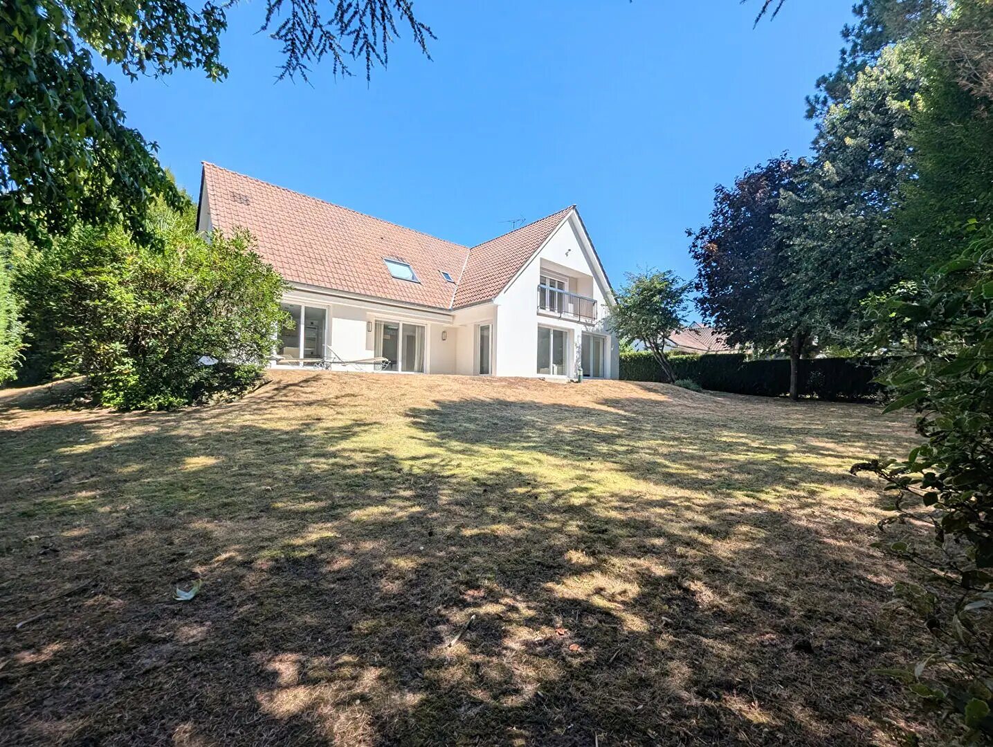 Maison à vendre, 245m², La Queue-en-Brie
