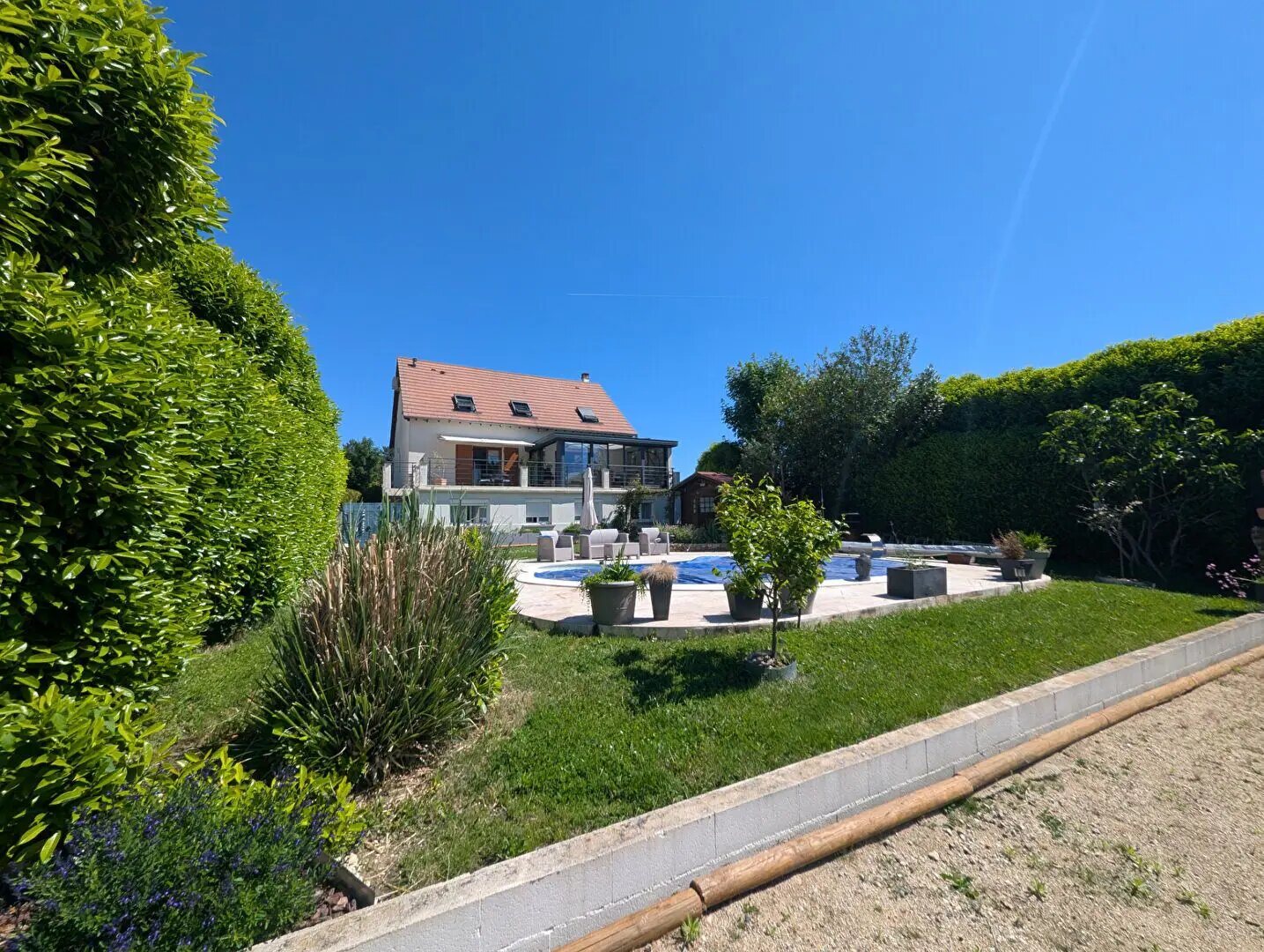 Maison à vendre, 197m², La Queue-en-Brie