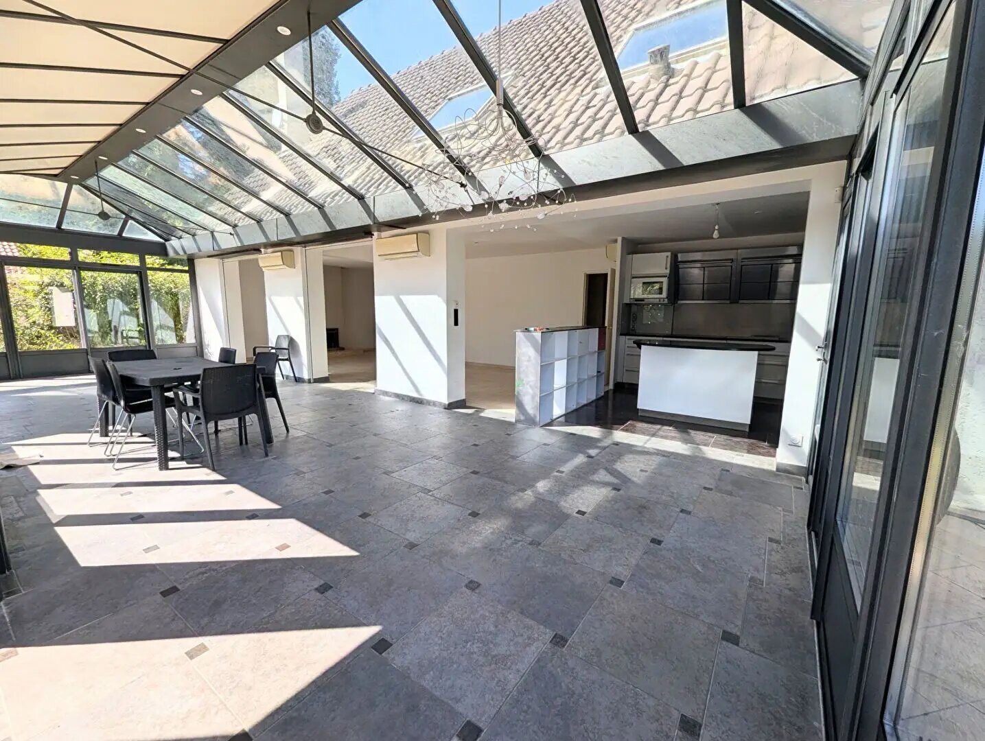 Maison à vendre, 202m², La Queue-en-Brie