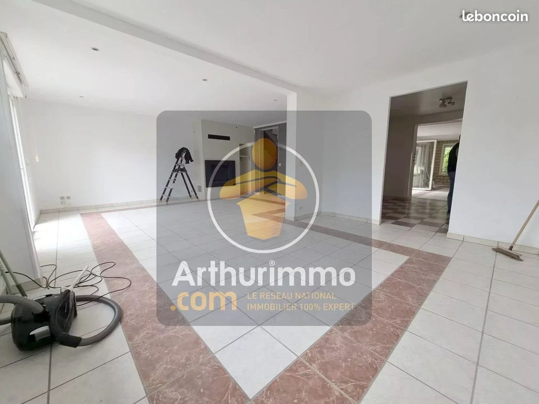 Maison à vendre, 120m², Ormesson-sur-Marne