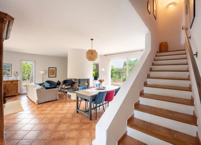 Maison à vendre, 143m², Eguilles