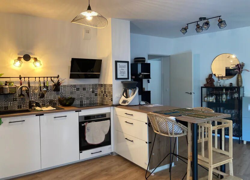 Appartement à louer, 86m², Meyrargues