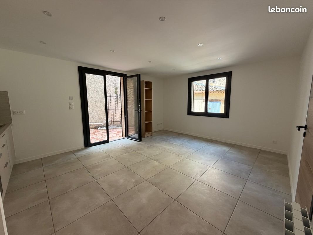 Appartement à louer, 41m², Lambesc