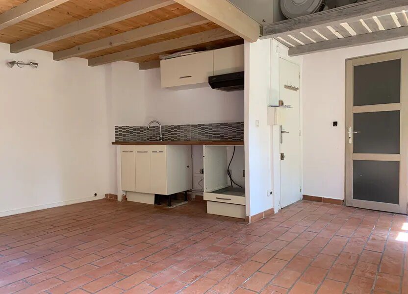 Appartement à louer, 34m², Lambesc