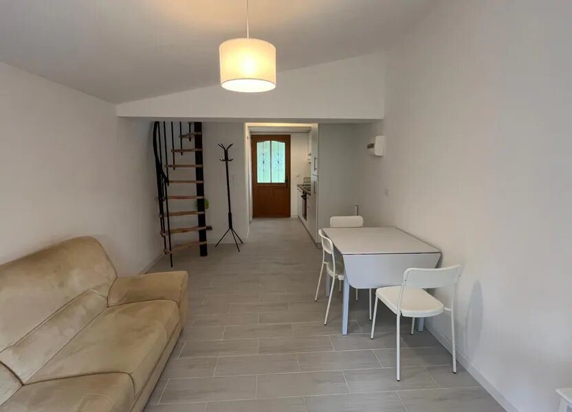 Appartement à louer, 26m², Bouc-Bel-Air