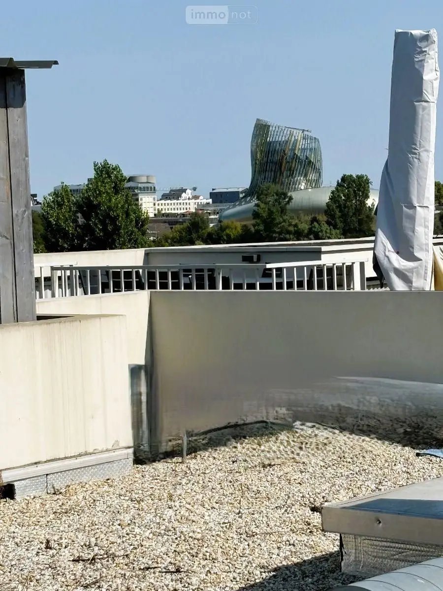 Appartement à louer, 61m², Bordeaux